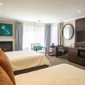 Queen Room Two Queen Beds Disability Access